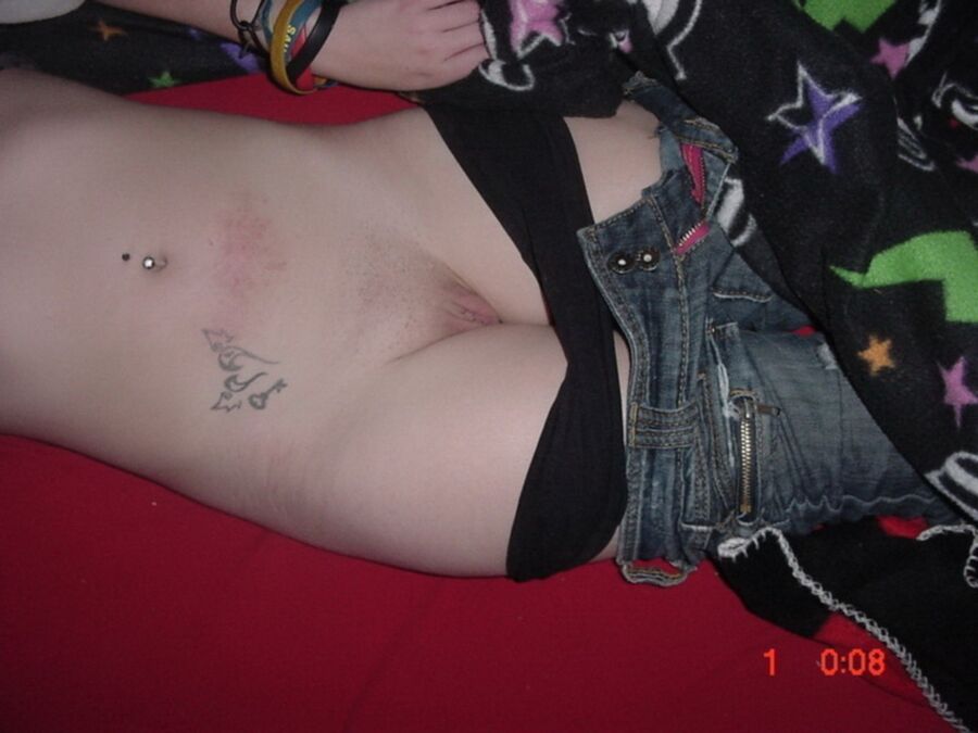 Sensual emo makeout drunk