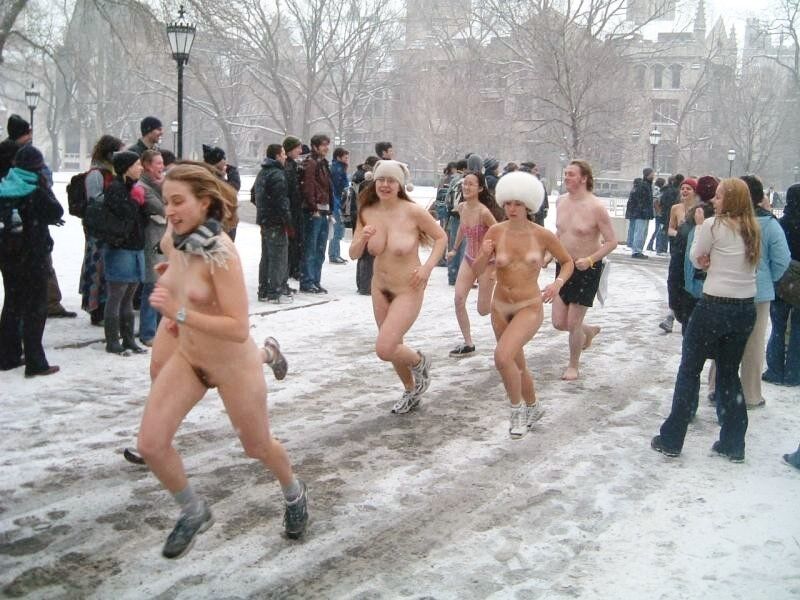 Free porn pics of Seasonal outdoor nudity 19 of 36 pics
