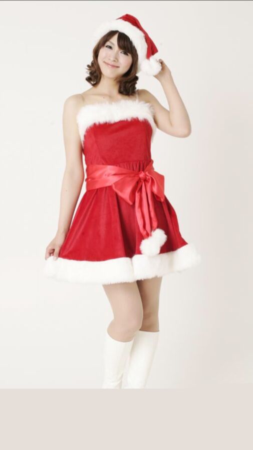 Free porn pics of A Merry Christmas from Japanese girls. 12 of 14 pics