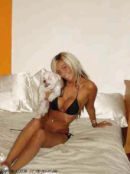 Free porn pics of German Facebook bimbo barbies 15 of 38 pics