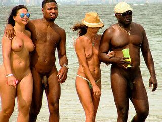 Free porn pics of Black nude couples on the Beach 2 of 27 pics