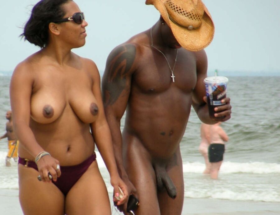 Free porn pics of Black nude couples on the Beach 22 of 27 pics