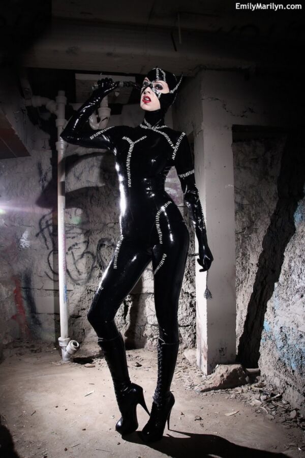 Free porn pics of catsuit latex girl 5 of 56 pics