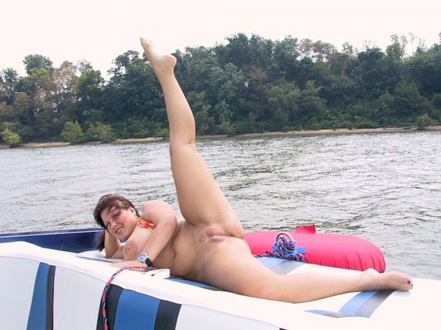 Free porn pics of Angie_on-a-boat 19 of 24 pics