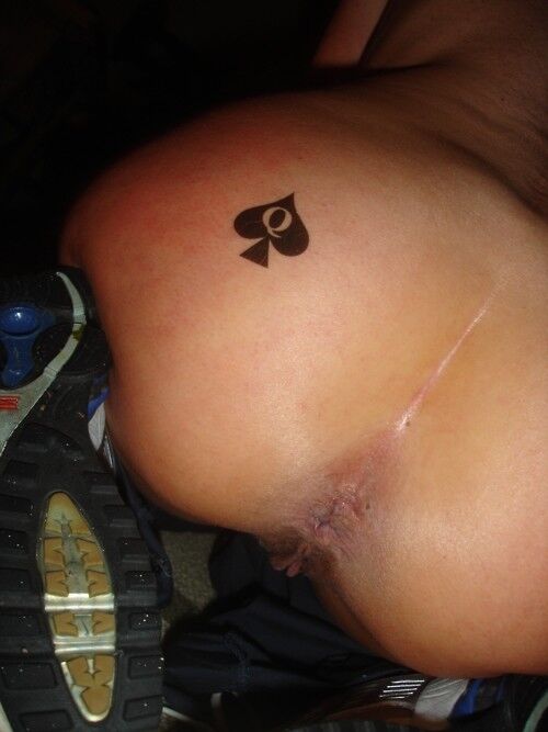 Pik ass tattoo