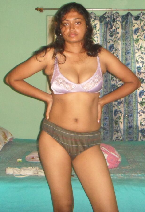 Free porn pics of DESI INDIAN 3 of 13 pics
