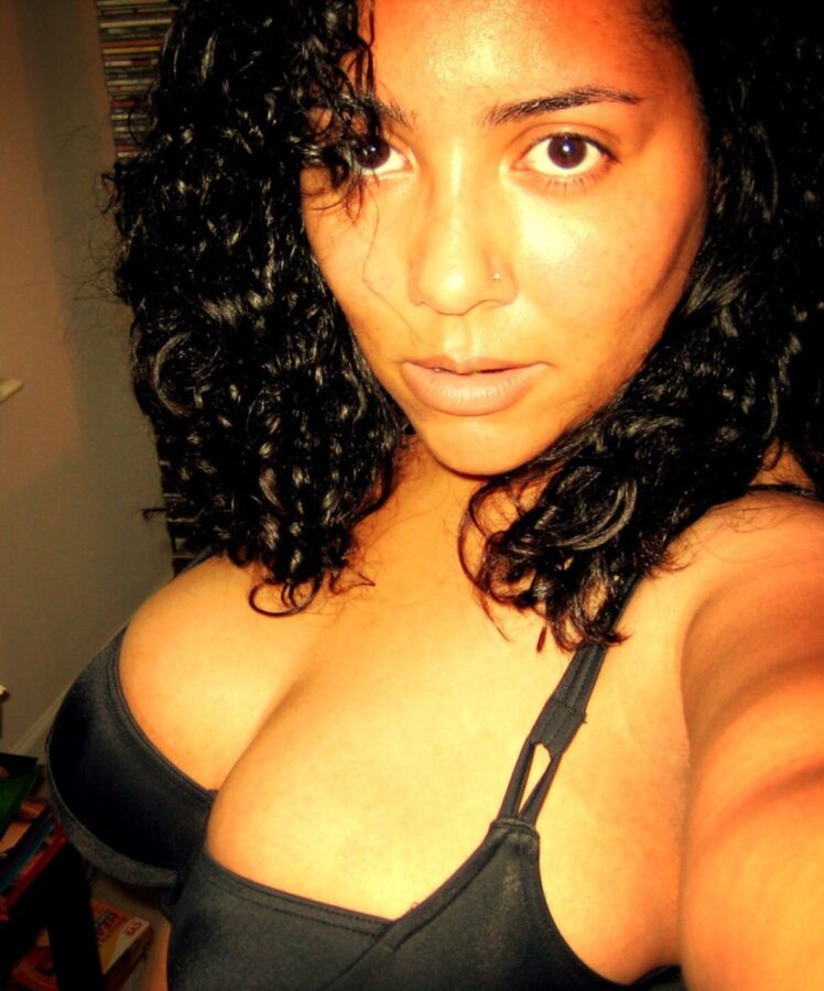Free porn pics of busty latina 4 of 36 pics