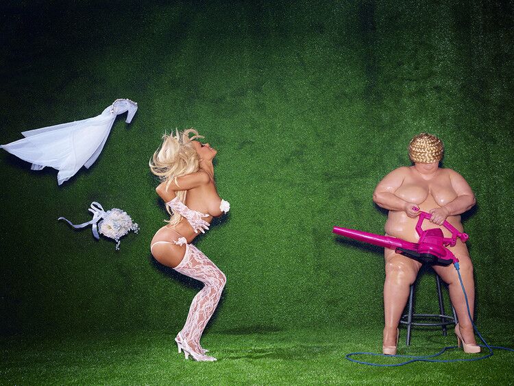 Free porn pics of Pamela Anderson David Lachapelle Photoshoo 3 of 11 pics