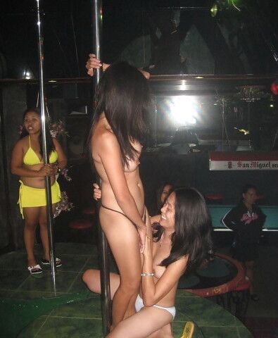 Free porn pics of Thai Bargirls and Hookers. 4 of 25 pics