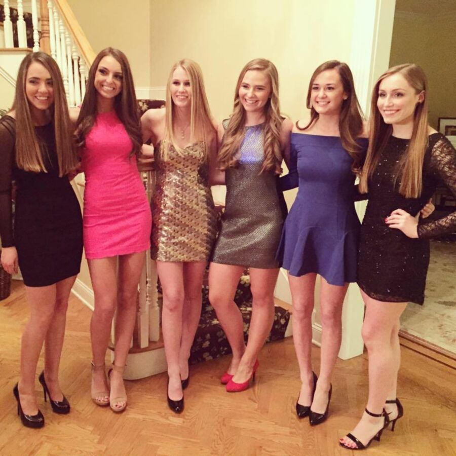 Free porn pics of american teens in groups  5 of 12 pics