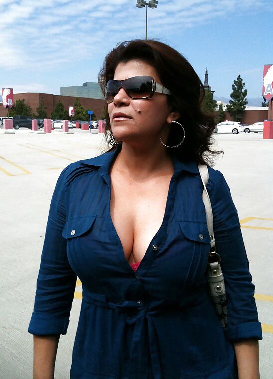 Free porn pics of Latina Big Tit MILF For Tributes 3 of 23 pics