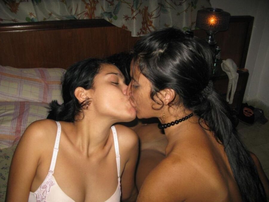 Free porn pics of Ricas Lesbianas de cuba 7 of 12 pics