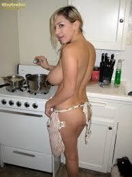Free porn pics of Naked Women Cooking! 2 of 2 pics