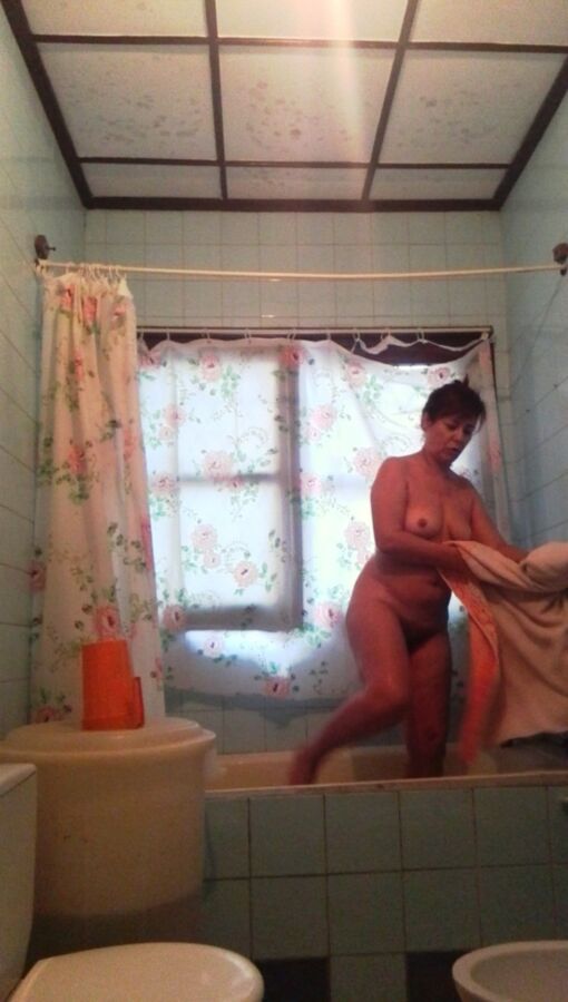Free porn pics of Mature wife bathroom 3 of 33 pics