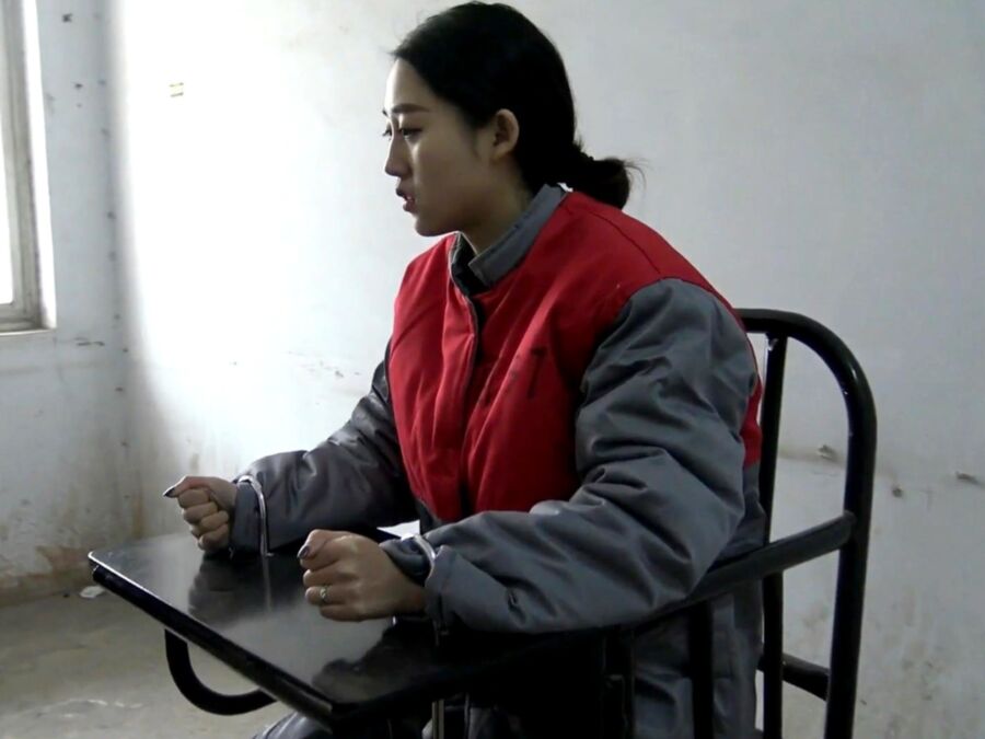 Free porn pics of Chinese female prisoner in jail 13 of 20 pics