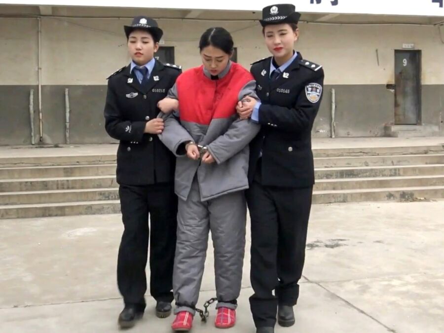 Free porn pics of Chinese female prisoner in jail 5 of 20 pics