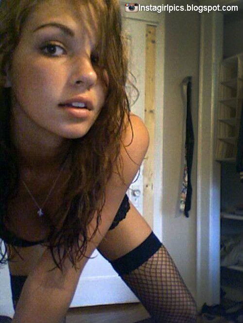 Free porn pics of Amateur selfie pics 8 of 67 pics