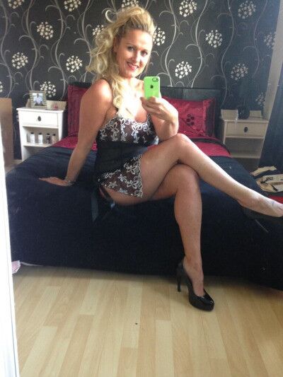 Free porn pics of UK MILF Angel 14 of 19 pics