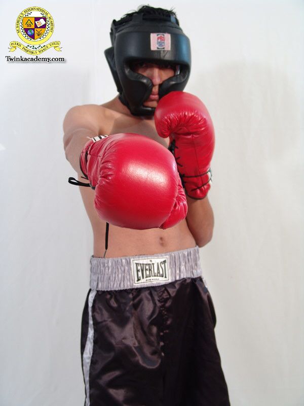 Free porn pics of Naked boxer boy 3 of 149 pics