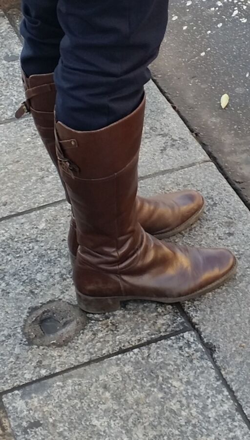 Free porn pics of Nice boots in paris 11 of 15 pics