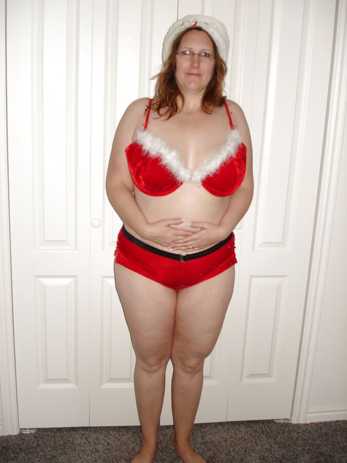 Free porn pics of Auntie Jackie Likes to Make Christmas Eve Fun 2 of 59 pics