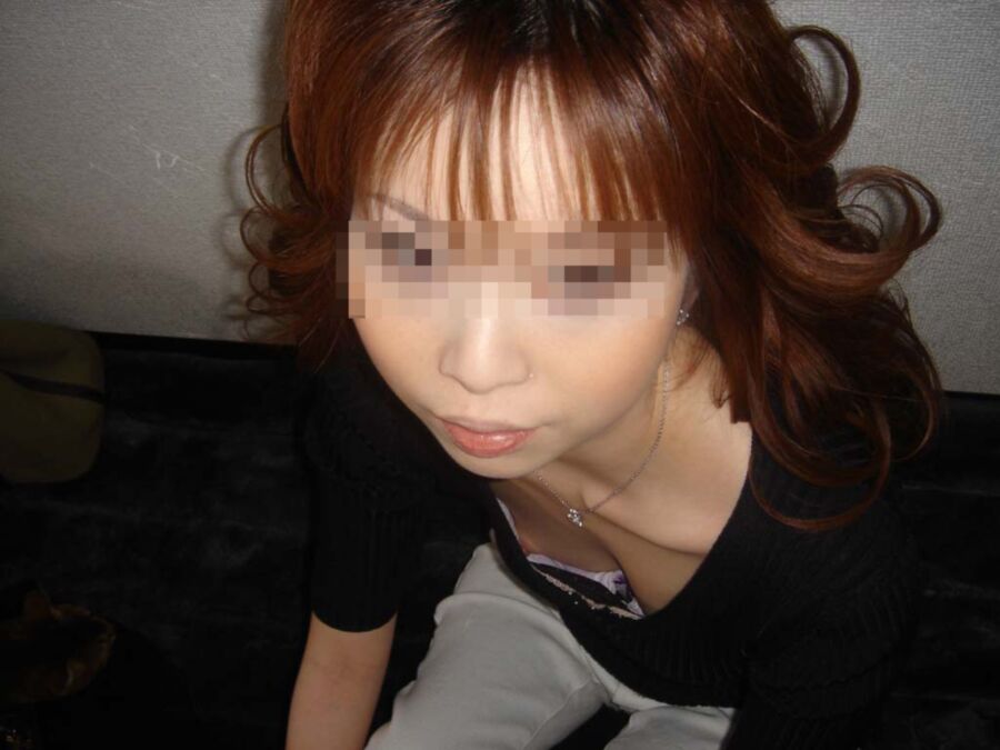 Free porn pics of Asian Downblouse  21 of 36 pics