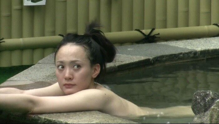 Free porn pics of japanese bath  19 of 50 pics