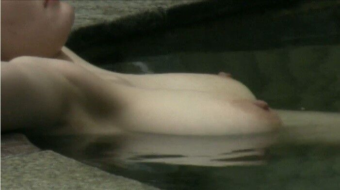Free porn pics of japanese bath  14 of 50 pics