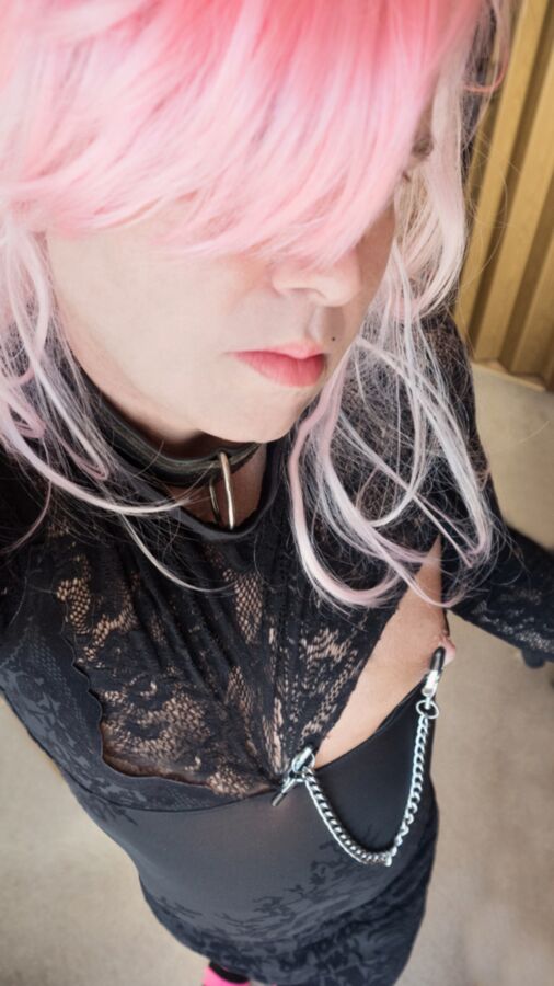 Free porn pics of pink and black 1 of 7 pics
