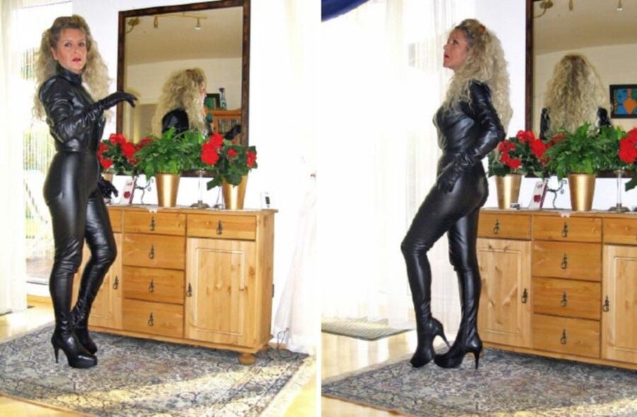 Free porn pics of  Mature goddess in leather 3 of 26 pics