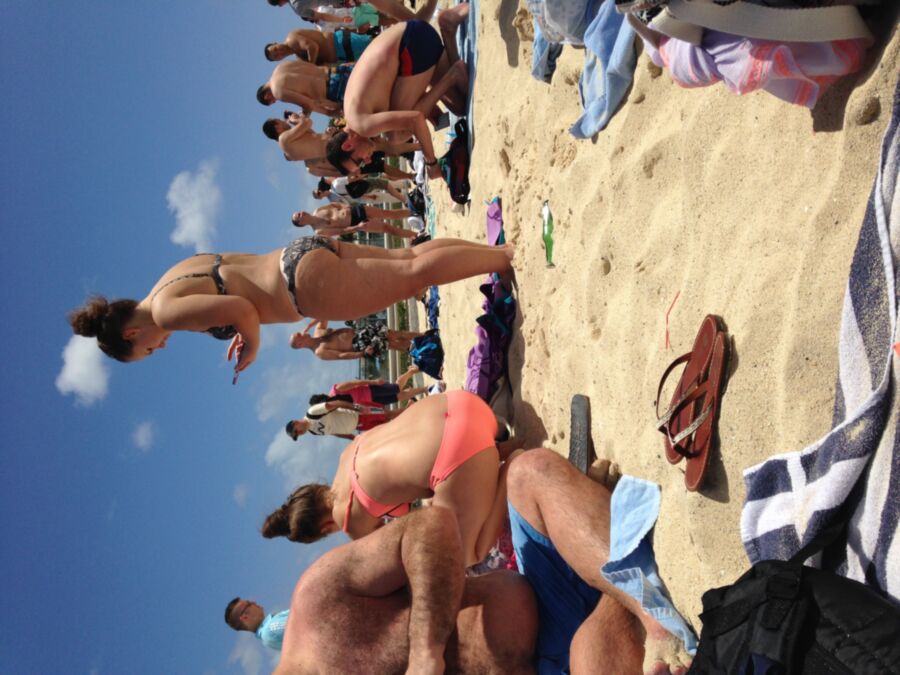 Free porn pics of Beach candid voyeur mostly chubby 24 of 31 pics