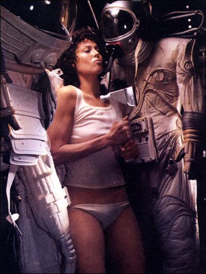 Free porn pics of White panties in the movies-Sigourney Weaver. 7 of 13 pics