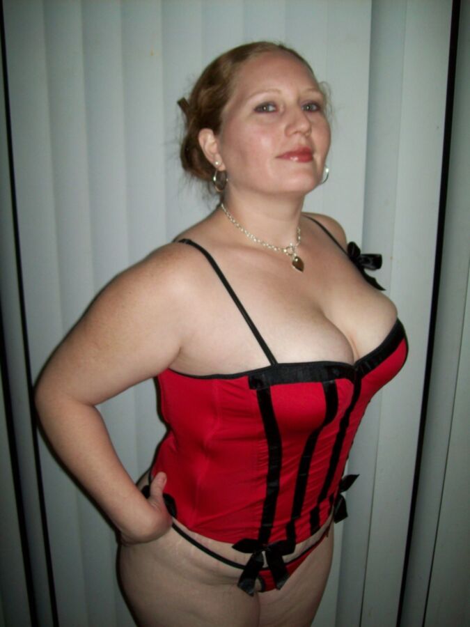 Free porn pics of Mature En Corset  Rouge 3 of 63 pics