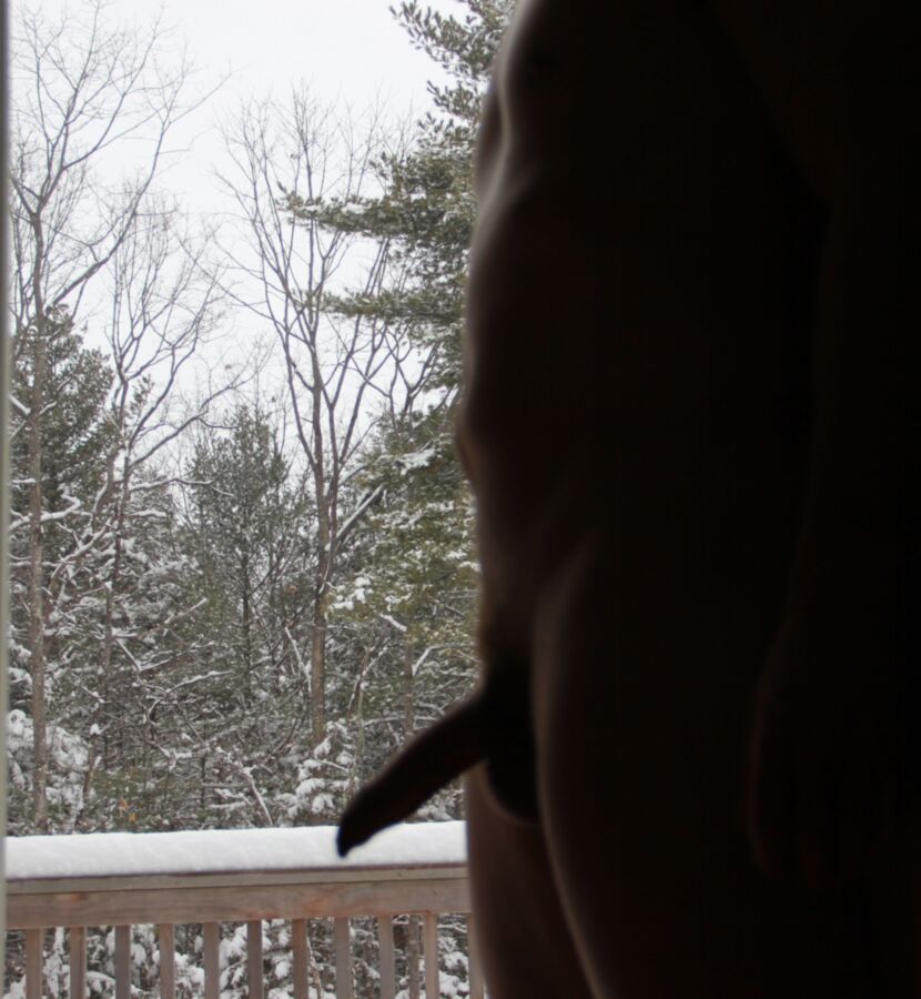 Free porn pics of Snow Day Penis 2 of 12 pics