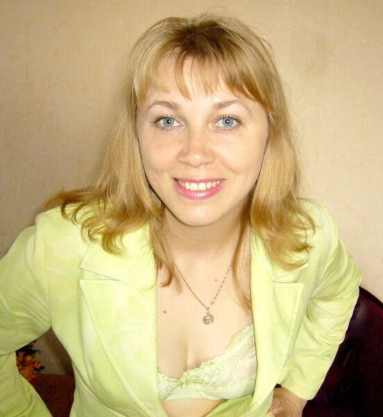 Free porn pics of  Ukrainian Wife Olya Exposed 6 of 37 pics