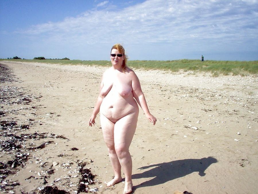Free porn pics of French BBW Whore at the beach 17 of 66 pics