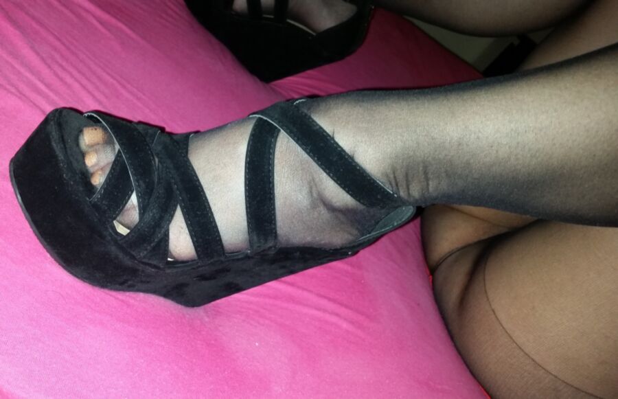 Free porn pics of Black nylons and sandals 16 of 28 pics