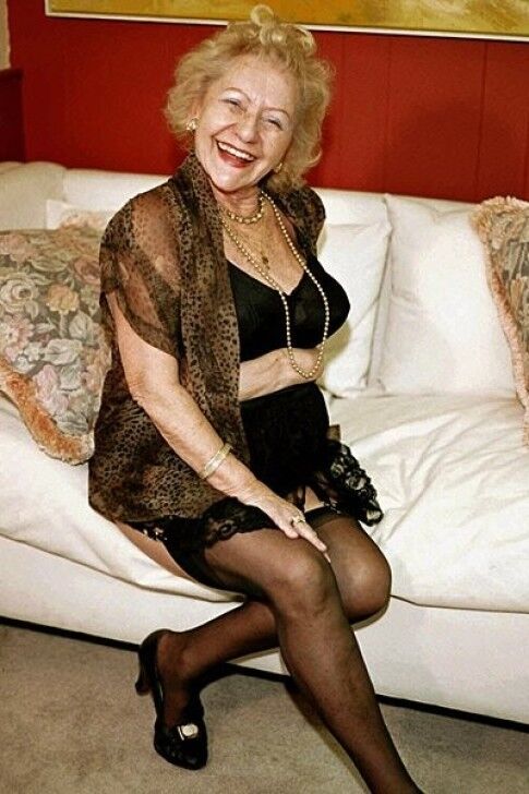 Free porn pics of ANOTHER ALLTIME FAVE.A VERY OLD,BUT VERY HOT GRANNY... 2 of 100 pics