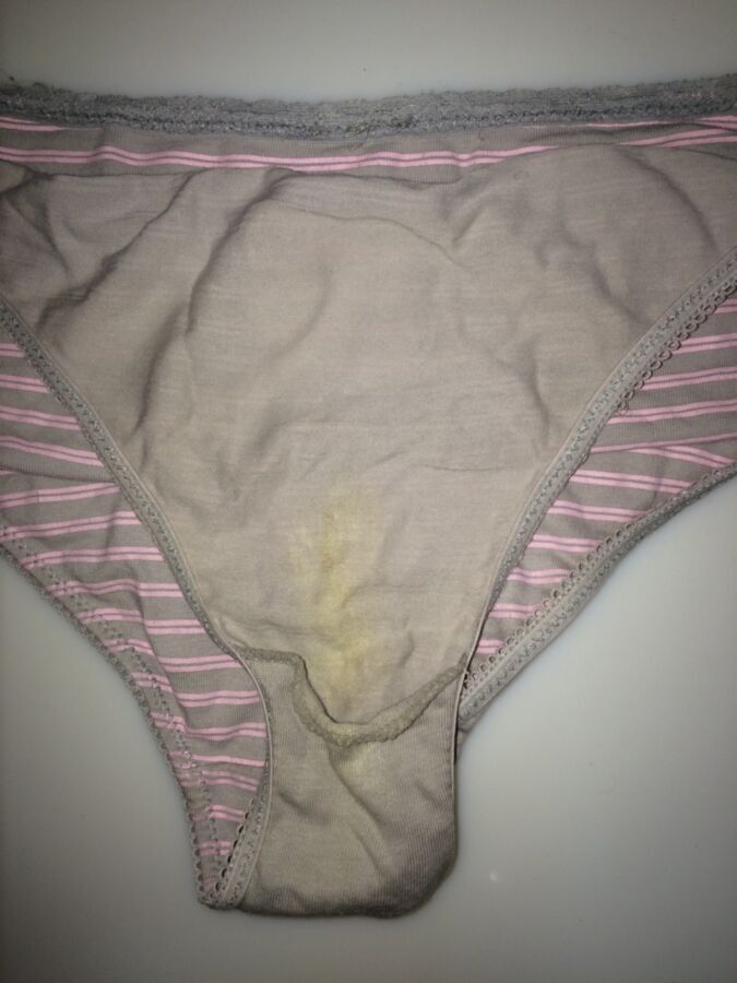 Free porn pics of New dirty wife´s panties.... 7 of 9 pics