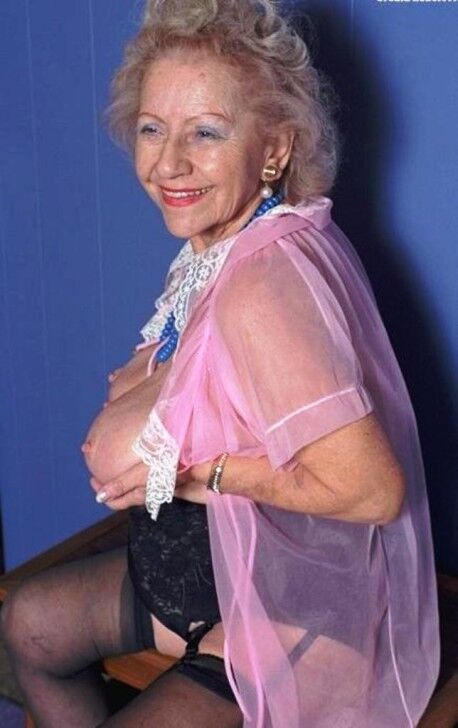 Free porn pics of ANOTHER ALLTIME FAVE.A VERY OLD,BUT VERY HOT GRANNY... 17 of 100 pics