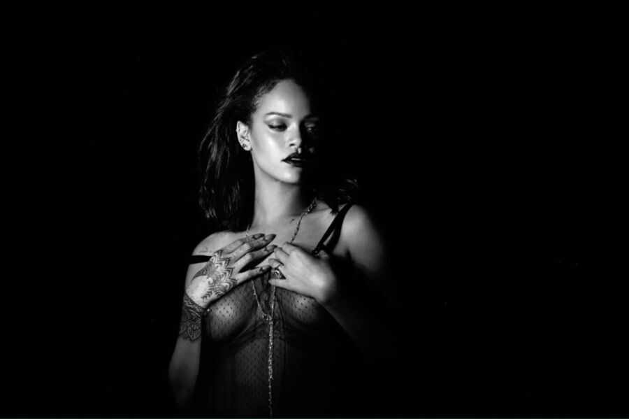 Free porn pics of Rihanna - Kiss It Better music video - See through 2 of 8 pics