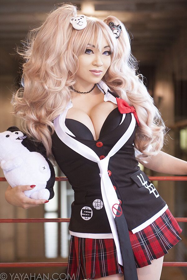 Free porn pics of Yaya Han 22 of 38 pics