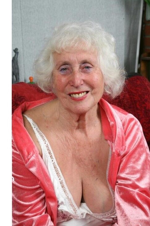 Free porn pics of ANOTHER ALLTIME FAVE. GRANNY MARGARET.SHE MAKES ME SOOOO HARD... 22 of 318 pics