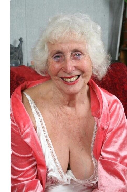 Free porn pics of ANOTHER ALLTIME FAVE. GRANNY MARGARET.SHE MAKES ME SOOOO HARD... 11 of 318 pics