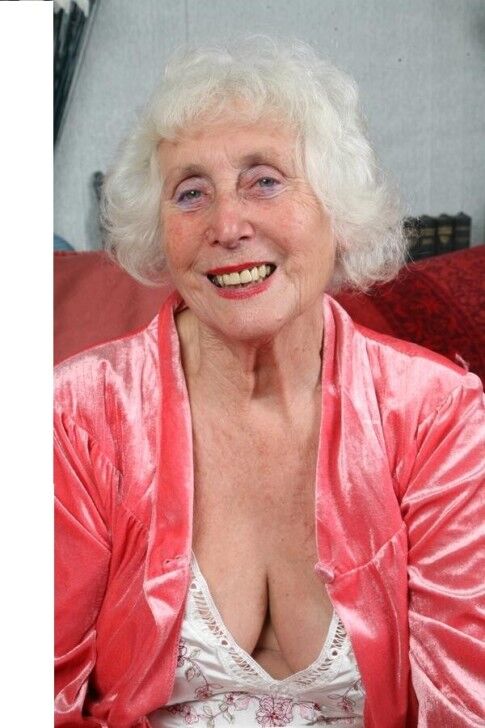 Free porn pics of ANOTHER ALLTIME FAVE. GRANNY MARGARET.SHE MAKES ME SOOOO HARD... 24 of 318 pics