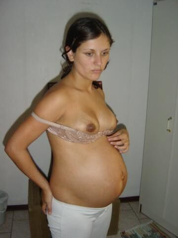 Free porn pics of Pregnant trois 18 of 20 pics