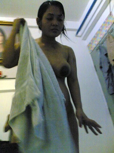 Free porn pics of Some amateur girl from Malaysia 3 of 7 pics