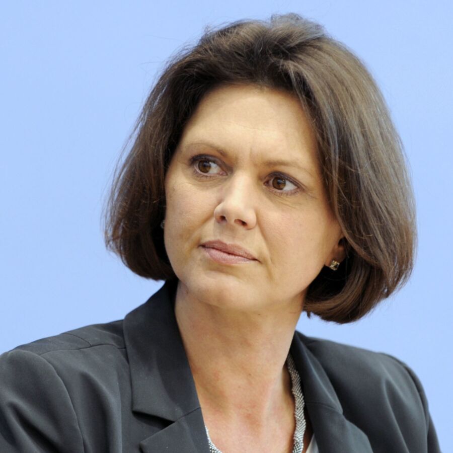 Free porn pics of Ilse Aigner - German politician 1 of 278 pics