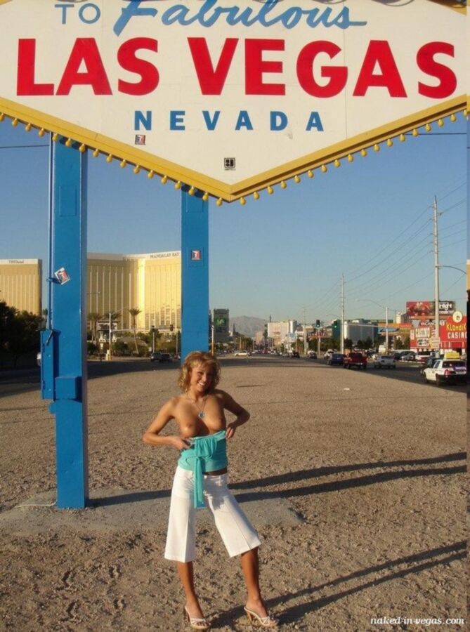 Free porn pics of Viva Las Vegas 23 of 32 pics