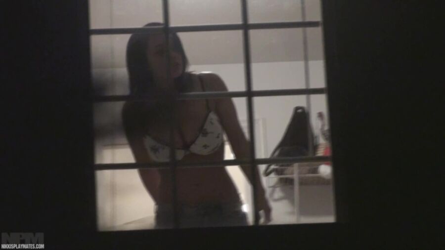 Free porn pics of Nikki Sims Spied at window (Rare) 20 of 814 pics